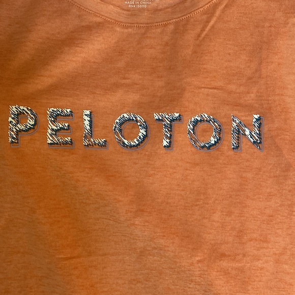 Peleton muscle Tee. Women’s Size S - Picture 2 of 5
